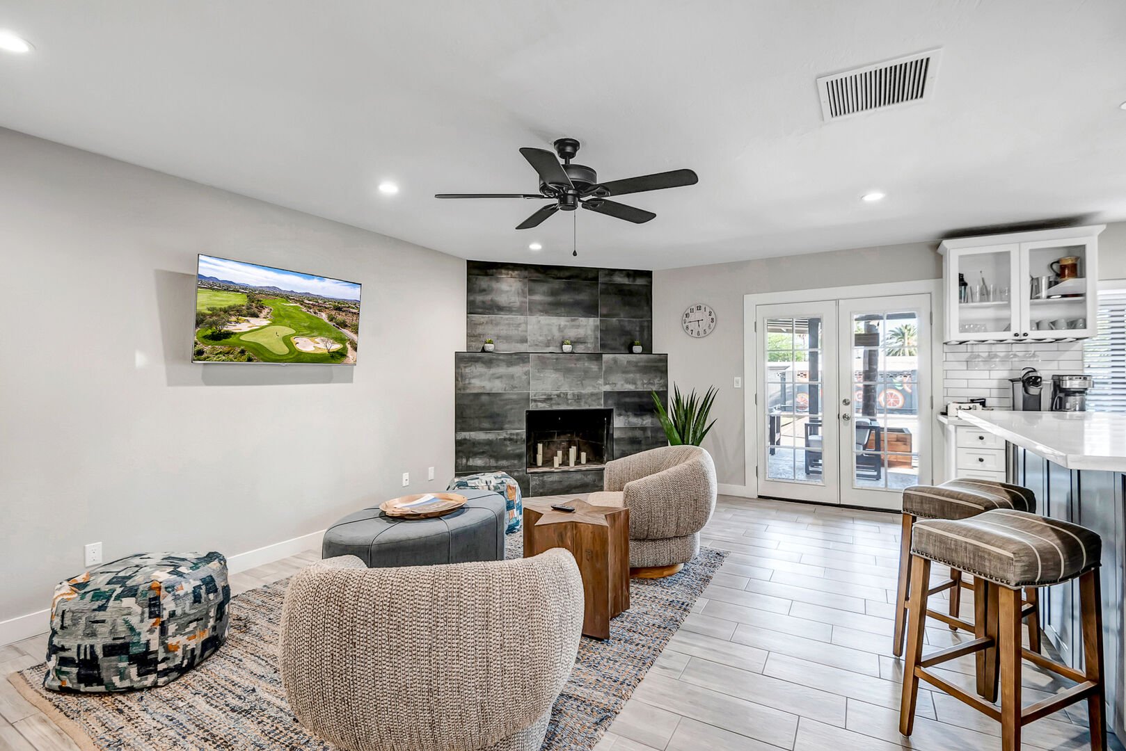 View our Scottsdale rentals near Chaparral Lake